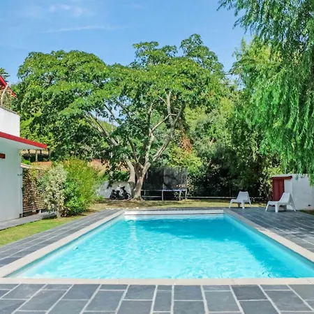 호텔 Berrua - 13 Couchages